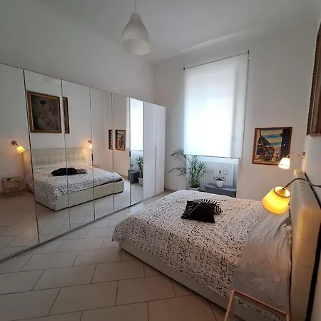 Touristenwohnheim Via Tanzi 27 By Interhome * 巴里